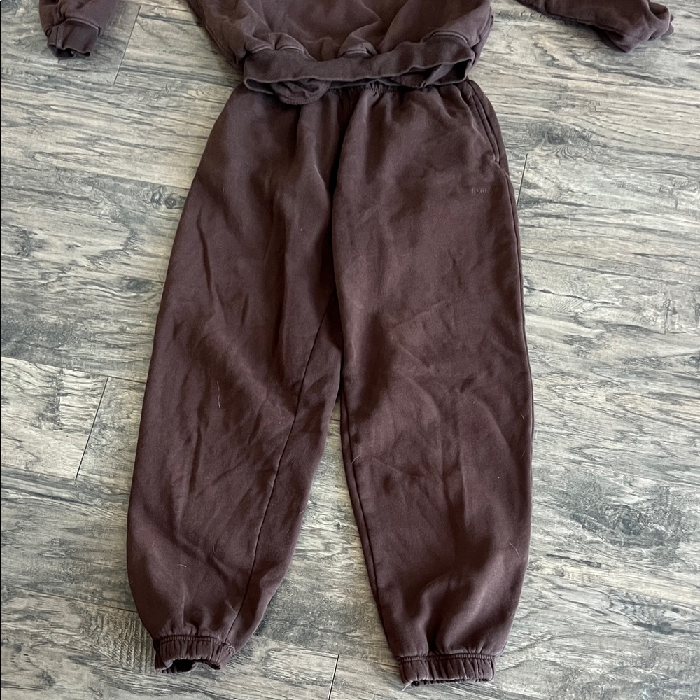 Espresso Brown Hoodie and Sweatpants Set - Picture 2 of 5